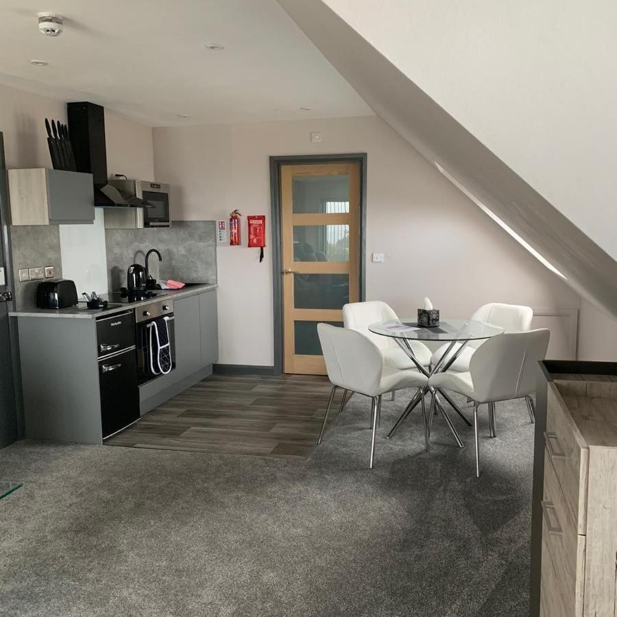 Sunset Studio Apartments Aberaeron Ngoại thất bức ảnh